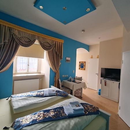 Hotel & Cafe Schachtenburg 슐리츠 외부 사진