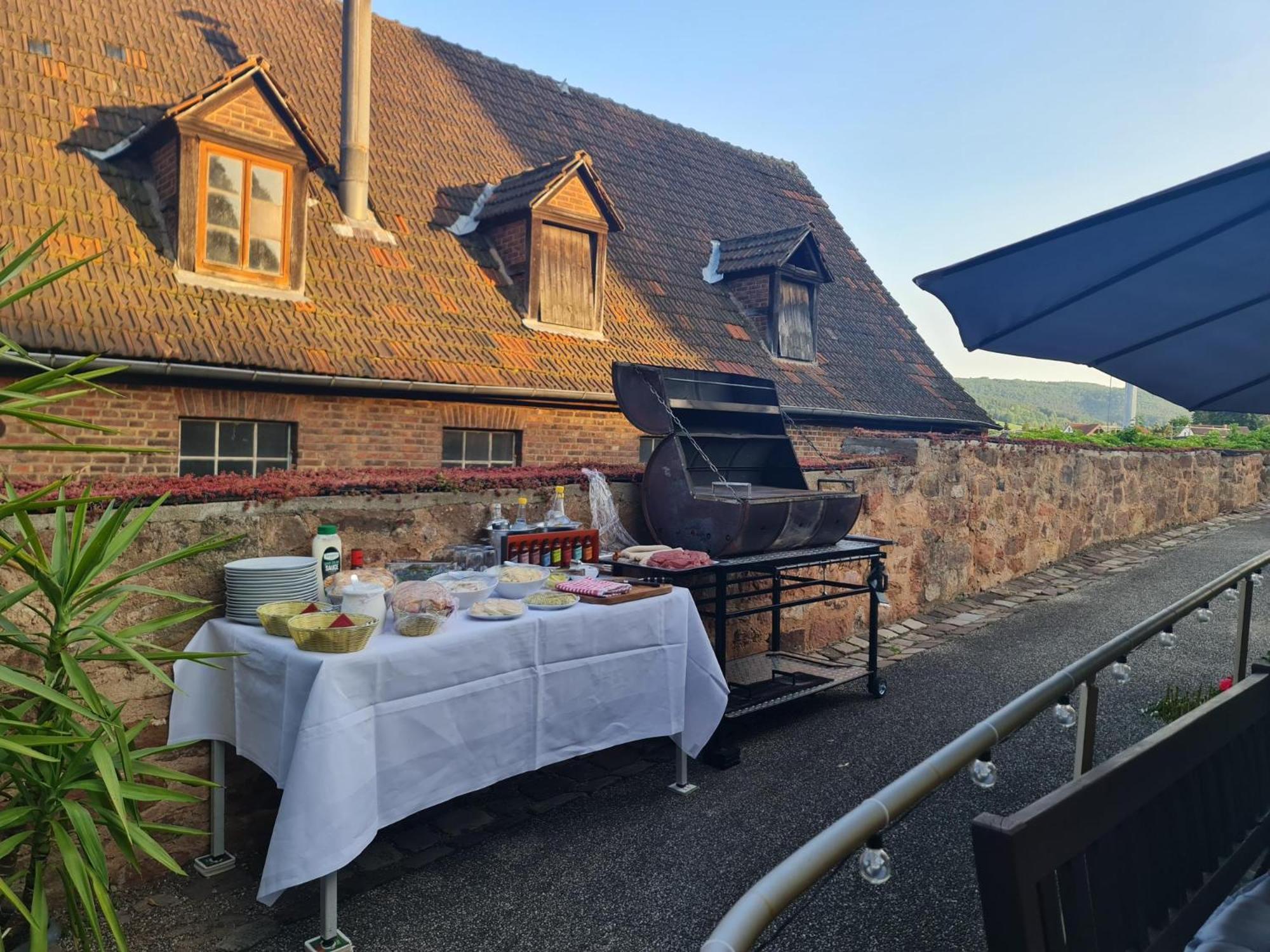 Hotel & Cafe Schachtenburg 슐리츠 외부 사진