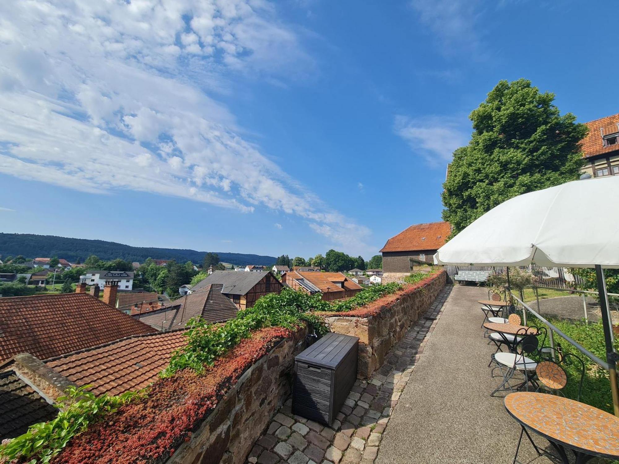 Hotel & Cafe Schachtenburg 슐리츠 외부 사진