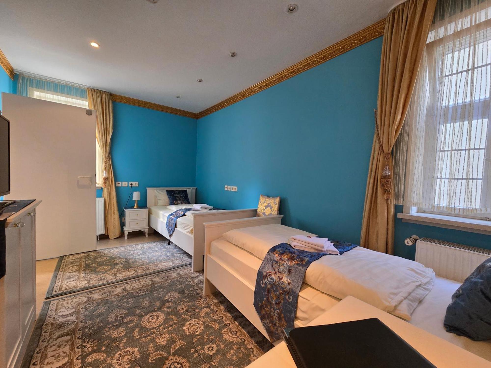 Hotel & Cafe Schachtenburg 슐리츠 외부 사진